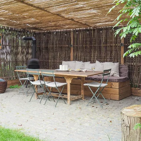 Dom wakacyjny 2 Bedroom Gorgeous In *
