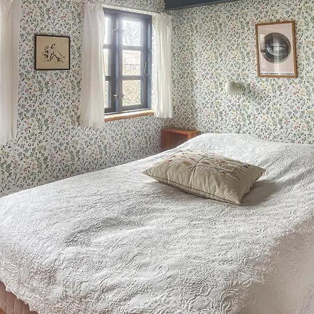 2 Bedroom Gorgeous In * Bogø By
